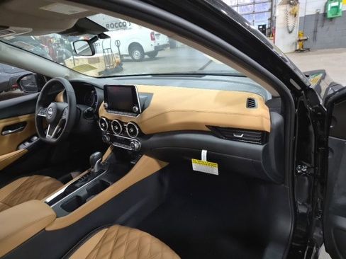 New 2025 Nissan Sentra SV w/ SV Premium Package image 11