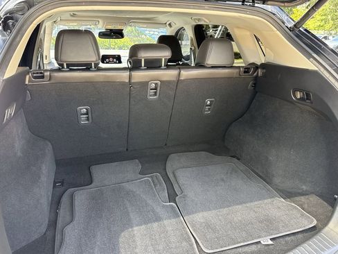 Used 2018 MAZDA CX-5 Touring w/ Preferred Equipment Package FWD image 57