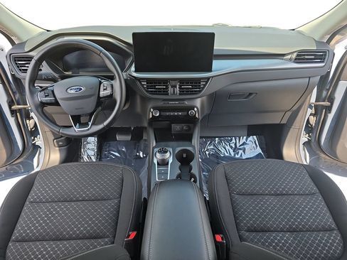 Used 2023 Ford Escape Active w/ Tech Pack #2 AWD/4WD image 10