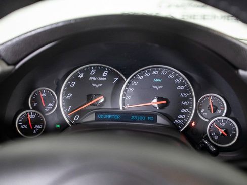 Used 2006 Chevrolet Corvette Convertible w/ Preferred Equipment Group image 20