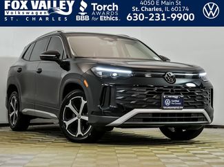 Certified 2025 Volkswagen Tiguan SE video 1