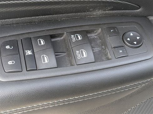 Used 2022 Dodge Durango GT image 15