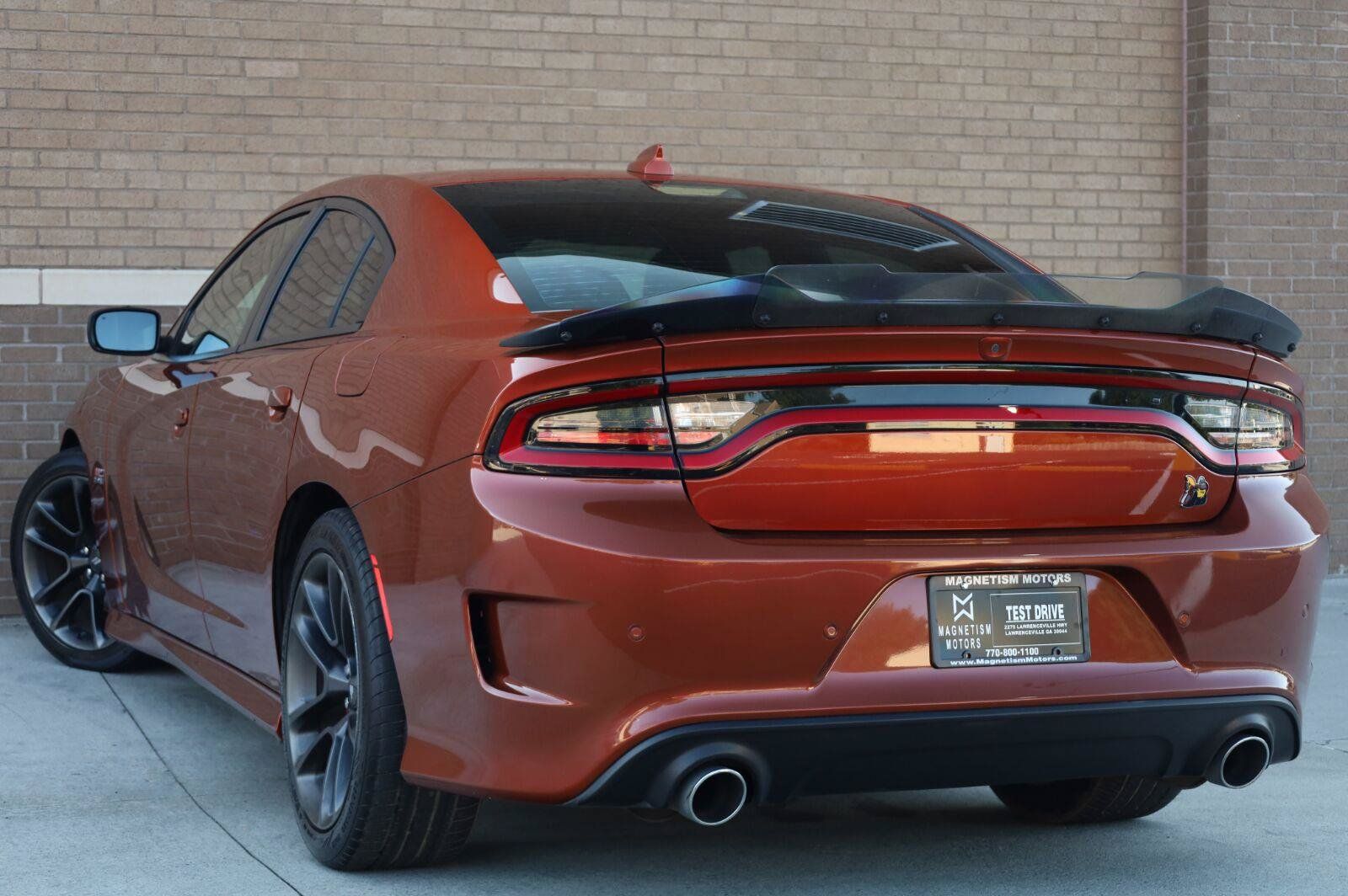 Used 2020 Dodge Charger Scat Pack RWD image 10