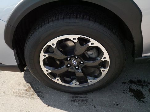 Used 2023 Subaru Crosstrek 2.0i Premium image 15