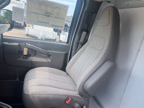 New 2025 Chevrolet Express 3500 w/ Power Convenience Package RWD image 18