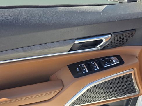 Used 2024 Kia Telluride EX X-Line image 8