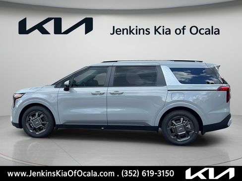 New 2026 Kia Carnival EX FWD image 6