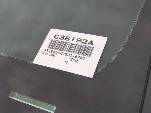 Certified 2025 Toyota Camry SE w/ Convenience Package FWD image 17