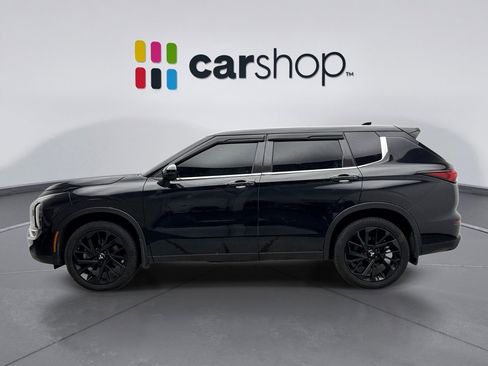 Used 2024 Mitsubishi Outlander SE Black Edition AWD/4WD image 2