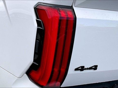 Used 2024 Toyota Tundra Limited image 30