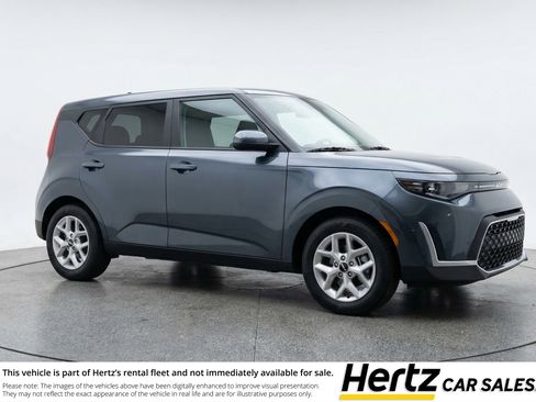 Used 2025 Kia Soul LX w/ LX Technology Package FWD image 1