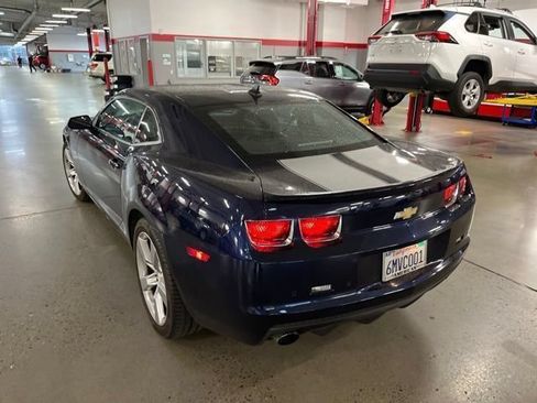 Used 2010 Chevrolet Camaro SS w/ RS Package RWD image 5