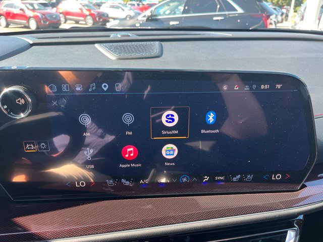 New 2027 Chevrolet Traverse RS w/ LPO, Floor Liner Package FWD image 38