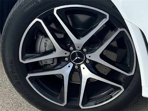 Used 2023 Mercedes-Benz GLE 53 AMG 4MATIC image 10