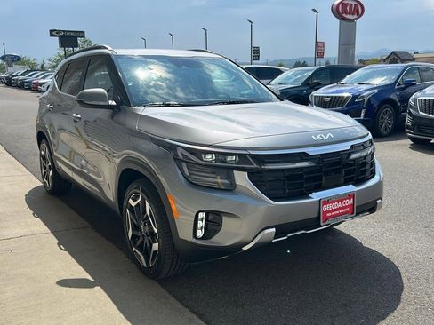 New 2026 Kia Seltos SX w/ SX Sunroof Package image 3