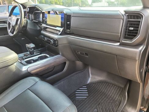 Used 2023 Chevrolet Silverado 1500 LTZ w/ LTZ Premium Texas Edition AWD/4WD image 8