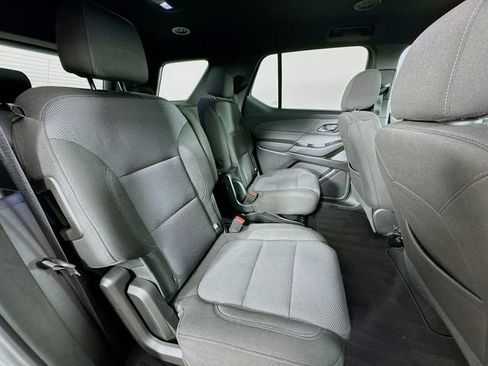 Used 2023 Chevrolet Traverse LT FWD image 27