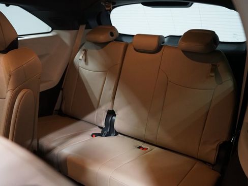 Certified 2023 Toyota Sienna Limited image 33