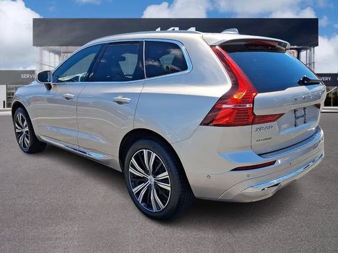 Used 2023 Volvo XC60 B5 Plus AWD/4WD image 4