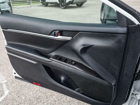 Used 2023 Toyota Camry SE FWD image 25
