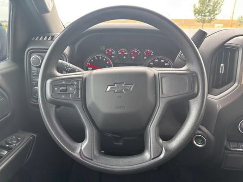 Certified 2022 Chevrolet Silverado 1500 Custom Trail Boss w/ LPO, Dark Essentials Package AWD/4WD image 14