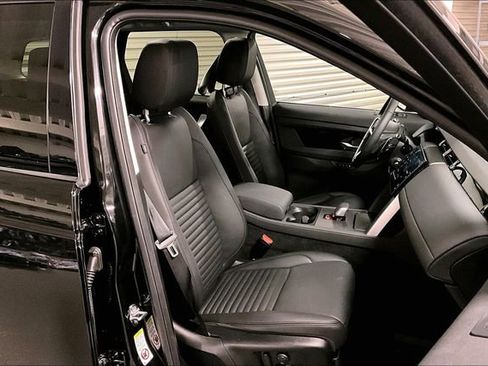 Certified 2025 Land Rover Discovery Sport S image 6