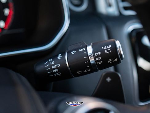 Used 2020 Land Rover Range Rover HSE image 28