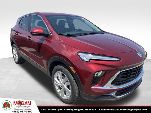 Certified 2024 Buick Encore GX Preferred AWD/4WD image 3