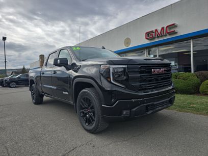 New 2026 GMC Sierra 1500 Elevation w/ Elevation Premium Package