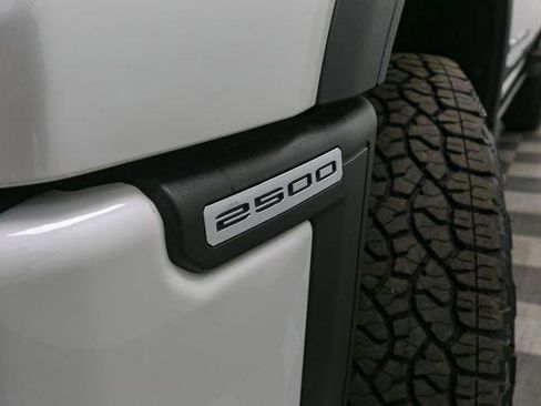 Used 2024 GMC Sierra 2500 Denali Ultimate image 17