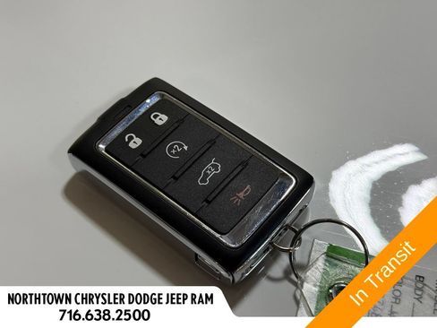 Used 2025 Jeep Grand Cherokee Laredo X w/ Luxury Tech Group I AWD/4WD image 42