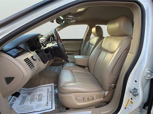 Used 2007 Cadillac DTS Luxury II FWD image 28