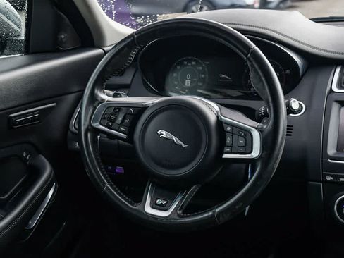 Used 2020 Jaguar E-PACE SE AWD/4WD image 15