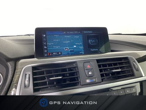 Used 2018 BMW 430i Convertible image 2