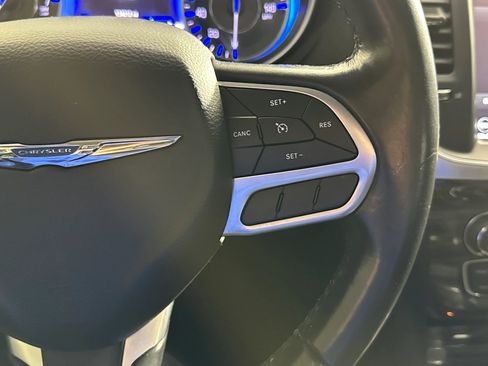Used 2021 Chrysler 300 Touring w/ Sport Appearance Package RWD image 36