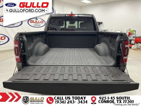 Used 2021 RAM 1500 Laramie w/ Laramie Southwest Edition RWD image 12