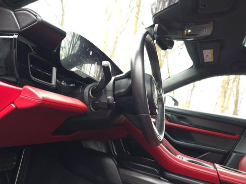 Used 2020 Porsche Taycan Turbo image 30