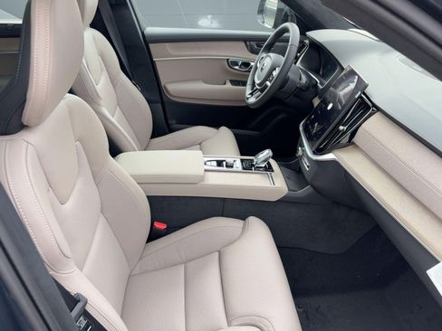 New 2026 Volvo XC90 T8 Ultra w/ Lounge Package AWD/4WD image 28