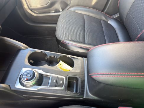 Used 2025 Ford Escape ST-Line w/ Tech Pack #1 FWD image 32
