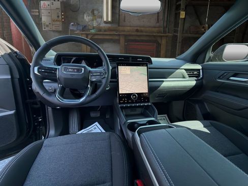 New 2026 GMC Terrain Elevation FWD image 21