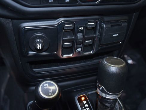 Used 2022 Jeep Gladiator Sport AWD/4WD image 20