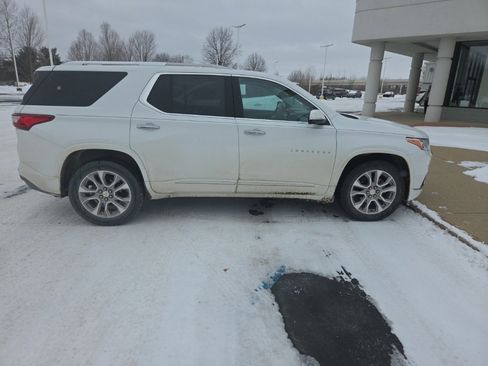 Used 2018 Chevrolet Traverse Premier w/ Driver Confidence II Package image 4