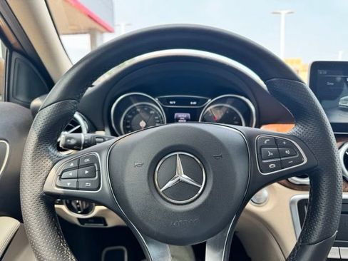 Used 2018 Mercedes-Benz GLA 250 4MATIC image 15