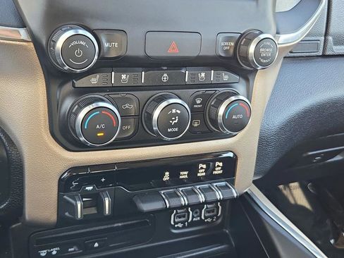 Used 2019 RAM 1500 Laramie image 35