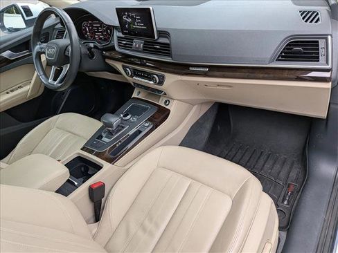 Used 2019 Audi Q5 2.0T Premium Plus w/ Premium Plus Package image 24