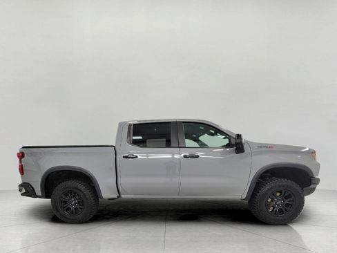 Used 2024 Chevrolet Silverado 1500 ZR2 w/ Technology Package AWD/4WD image 11