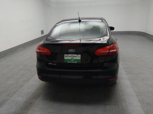 Used 2017 Ford Focus S image 7