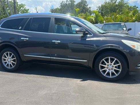 Used 2014 Buick Enclave Leather FWD image 6