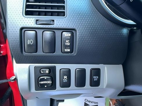 Used 2010 Toyota Tacoma 4x4 Double Cab V6 image 15