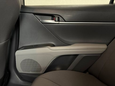 Used 2024 Toyota Camry LE image 33